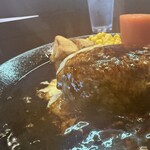 ダッチ - たっぷりチーズハンバーグ