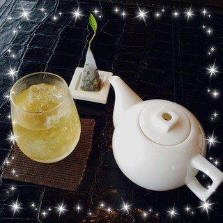 h Caffe timo - 紅茶：ホワイトジンジャーペアice