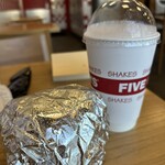FIVE GUYS - 
