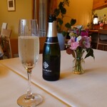 スタジオーネ - 