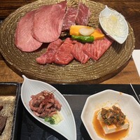焼肉トラジ ルクア大阪店 - 