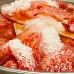 牛銀本店 - ゆっくりと熱が入ってきました