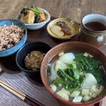 あんみつ わたなべ - やさしいお味噌汁