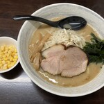 麺屋 エイト - 味噌煮干しラーメン　コーントッピング