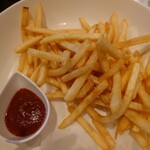 カフェ アオゾラ - シューストリングポテト