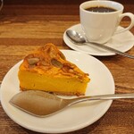 インドカレー茶屋 にきる - かぼちゃのチーズケーキ