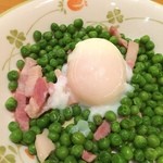 サイゼリヤ - 柔らか青豆の温サラダはなんと¥199