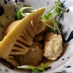 とん八 - 鶏団子と筍煮 450円(税込)(2025年4月4日撮影)