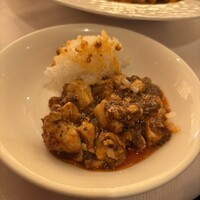 赤坂 四川飯店 - 金看板。麻婆豆腐