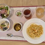 ビュッフェ＆カフェレストラン アンサンブル - 