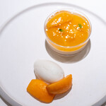 レストラン オオツ - 2025.4 びわコンポート ジャスミンティープリン 小美玉ヨーグルトシャーベット フレッシュびわ果肉