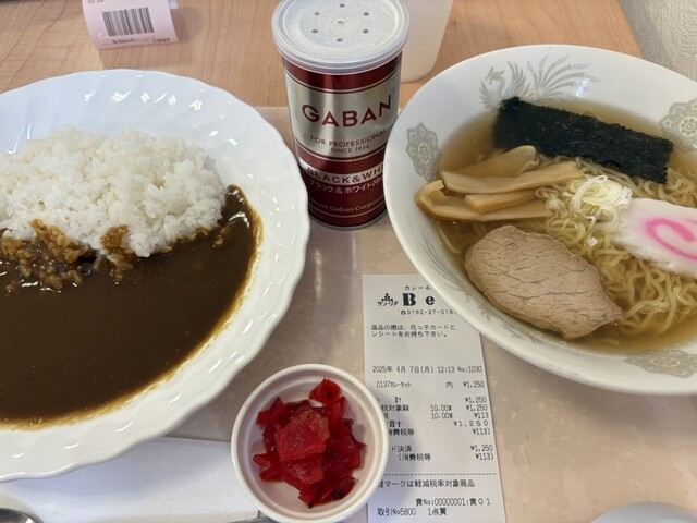 Bee（ビー） - 盛（カレー）の写真