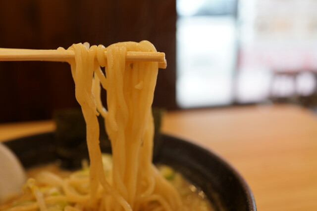 完熟ラーメン 本丸 泉駅前店 - 泉（福島交通）（ラーメン）の写真