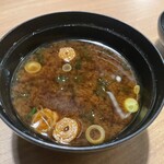 音音 - 赤味噌の味噌汁