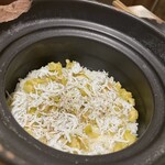 音音 - オリーブしらす土鍋ごはん