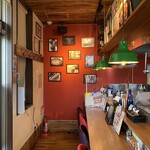 肉バル ココロ - カウンター席