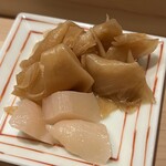 鮨 加 - 新生姜とガリ
