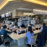 回転寿司 力丸 - オープンキッチン