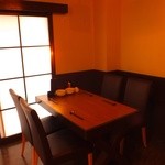 Sousakuizakayakakure - テーブル席