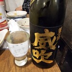 金町製麺 - 日本酒「栄光冨士菫露威吹」