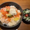 黒尊 - エビ・サーモン・アボカドのいぶりがっこタルタル丼