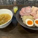町田汁場 しおらーめん 進化 町田駅前店 - 