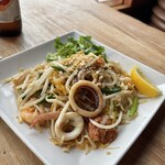 モンスーンカフェ - 海鮮焼きビーフン　パッタイ