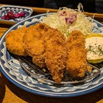 とん久 - 上ひれかつと牡蠣フライ定食