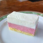 清泉寮本館レストラン - ジャージーミルクとグリオットチェリーのムース