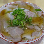繁ちゃんラーメン - 料理写真:ﾁｬｰｼｭｰﾒﾝ￥950