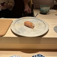 鮨 由う - 
