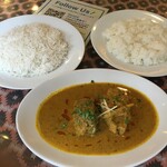 インド料理 パリワル - インドではできない贅沢Wライス(バスマティ＆日本米)仕様の鯵カレーセット