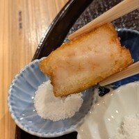 天ぷら浅沼 - 「六助の塩」で