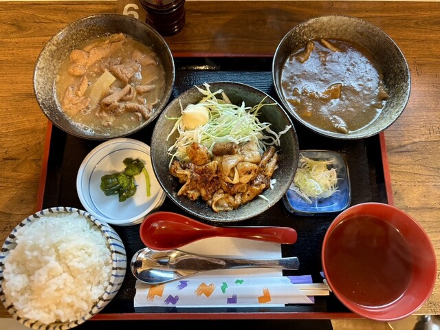 もつ煮の寿（ことぶき） - 七日町（豚料理）の写真