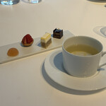 ドミニク・ブシェ トーキョー - 