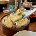 どぜう・四季料理 やぶや - 昆布と鰹、牛肉のお出汁を吸った竹の子が最高〜！！
      しっかり目の詰まったシャキシャキの竹の子、うますぎる〜♡………( °ω°; )、、、激ウマ〜！！！