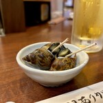 どぜう・四季料理 やぶや - 海つぼ煮付け（お通し）
      でっかい海つぼ！なかなか見ないサイズ♪