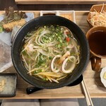 リゾートレストラン ホーチミン - 