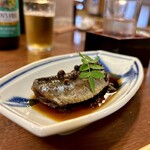 どぜう・四季料理 やぶや - イワシ有馬煮（¥550税込）
      有馬山椒がめっちゃ香り高い！
      兵庫県は六甲山系に自生するヤマサンショウ、辛みと風味、香りが最高で、イワシとの相性は抜群！！