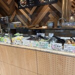 エムズマーケット デリカテッセン&ダイナー - 