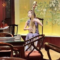 萬珍樓 本店 - 琵琶を聴きながらの食事。
