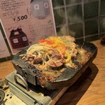 モダン空間 ・ 京紅地鶏刺し・クラフトビール 呑衆ノ鶏 - 