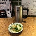 モダン空間 ・ 京紅地鶏刺し・クラフトビール 呑衆ノ鶏 - 