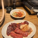 焼肉 匠 - タレハラミとホルモン