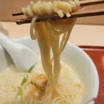 麦と麺助 - 最高の麺