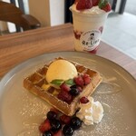 カフェ＆ランドリー リリアン - 