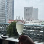 横浜瀬里奈 ステーキドーム - 