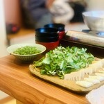 柚木元 - ⑫ 止鍋：花山椒、天然三葉、筍