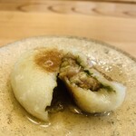 柚木元 - ⑤ 進肴
      　千代幻豚+行者大蒜のお焼き