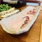 柚木元 - ⑫ 止鍋：月輪熊バラ肉